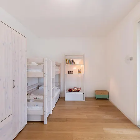 Appartamento Elegante Trilocale Sui Navigli - Mirable Pm